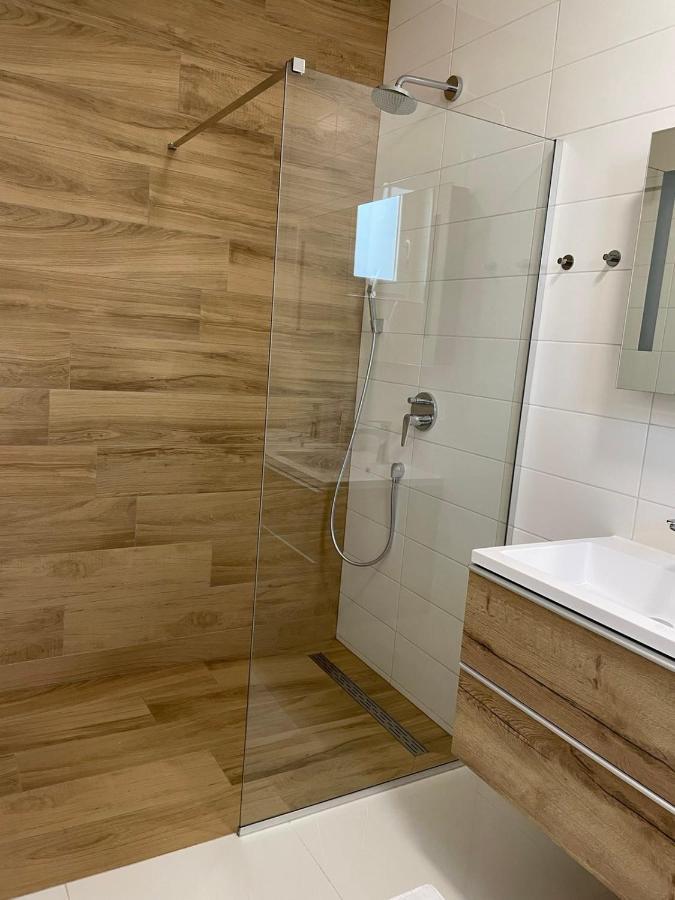 Villa Marena S Bazenom, Vodice Exteriör bild