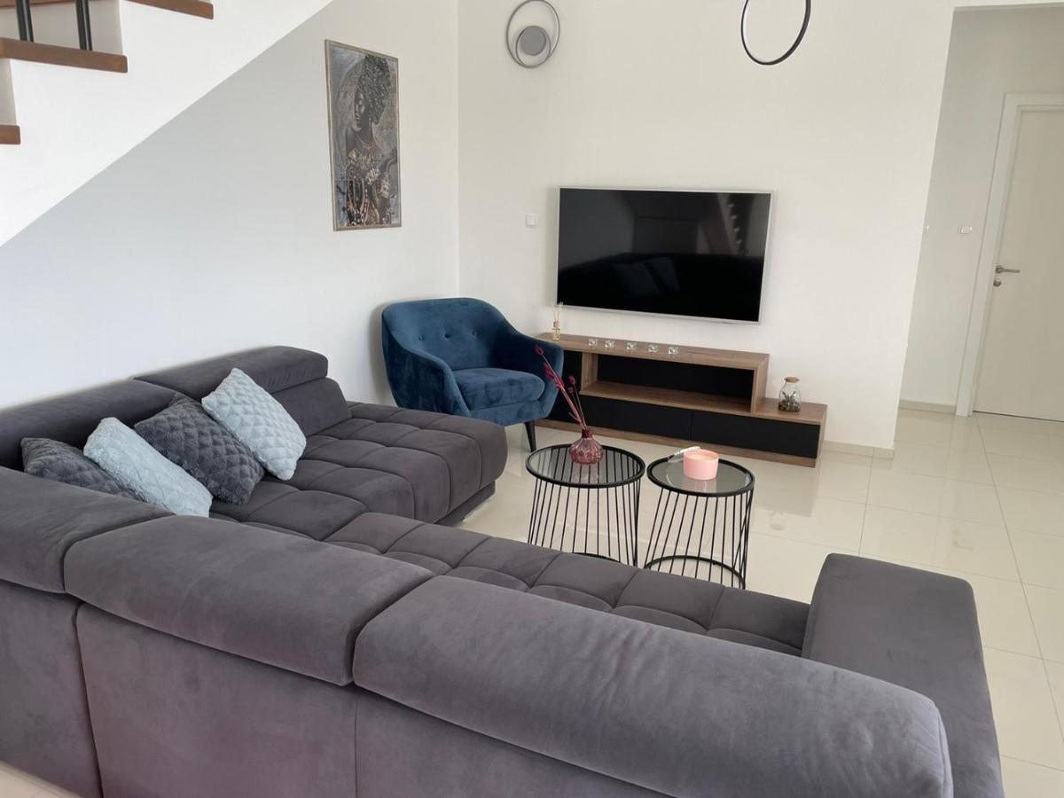 Villa Marena S Bazenom, Vodice Exteriör bild