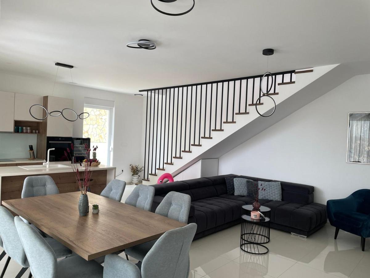 Villa Marena S Bazenom, Vodice Exteriör bild